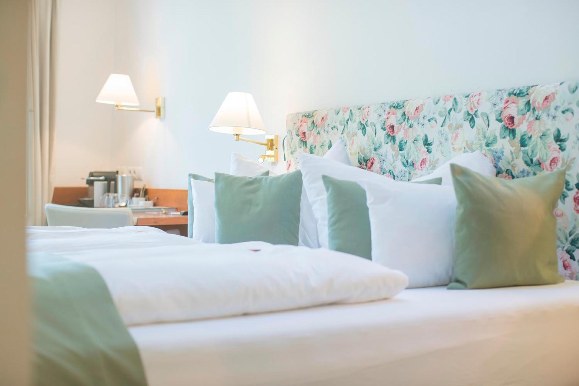 Hotel Wolf Salzburg Room photo